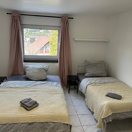 Fuer 2 Monteure In Heppenheim Kirschhausen * Heppenheim (Bergstrasse)